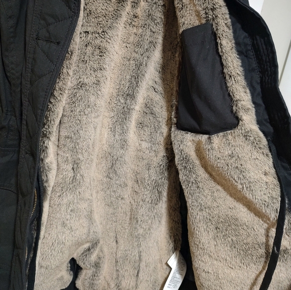 Teddy-Lined Black Parka - Picture 9 of 12